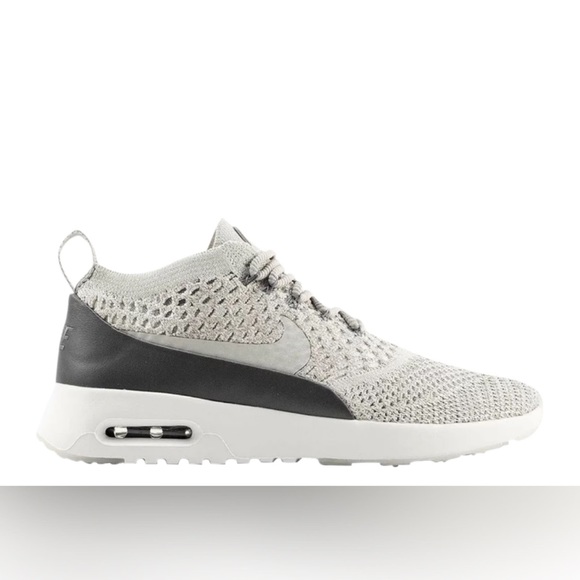 Nike - Air Max Thea Ultra Flyknit Sneakers - Pale Grey - 9.5 - Picture 1 of 14